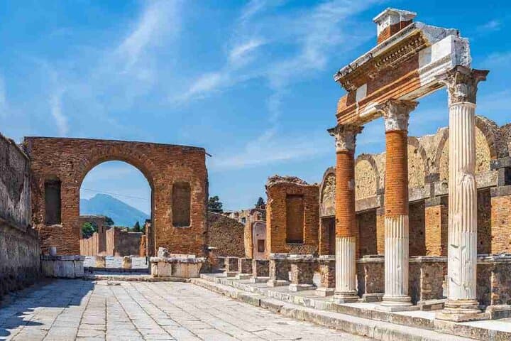 Pompeii and Vesuvius Full-Day Guided Tour with Fast-Track Admission photo 5