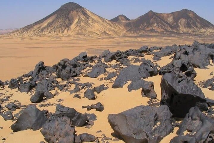 White and Black Desert Safari: 2-Day Camping Adventure in Egypt's White Desert photo 6