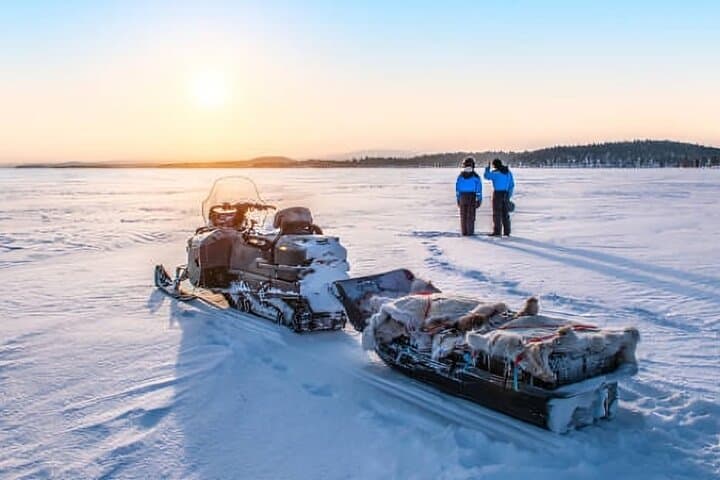 Snowmobiling the Arctic: Guided Lapland Snowmobile Tour from Kiruna