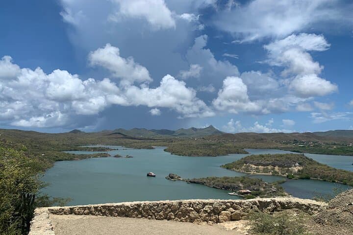 Private Curaçao Beach Tour — Snorkel Turquoise Bays & Swim with Turtles photo 4