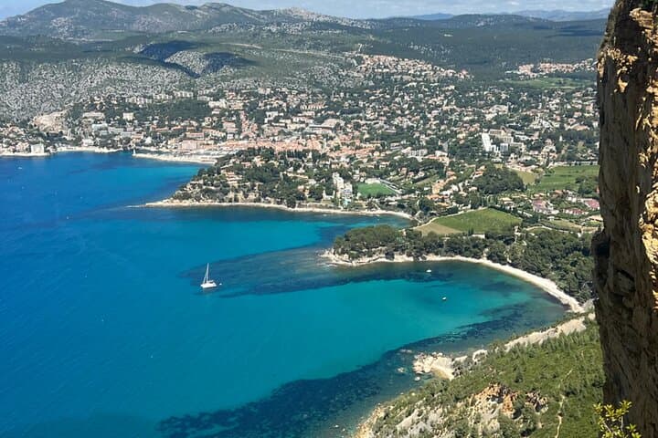 Authentic Tour to Discover La Ciotat: Cinema, Calanques & Mugel Creeks photo 4