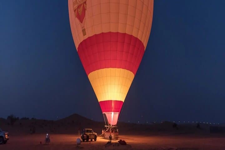 Sunrise Hot-Air Balloon Over Dubai’s Golden Dunes: Wildlife, Views & Practical Tips photo 6
