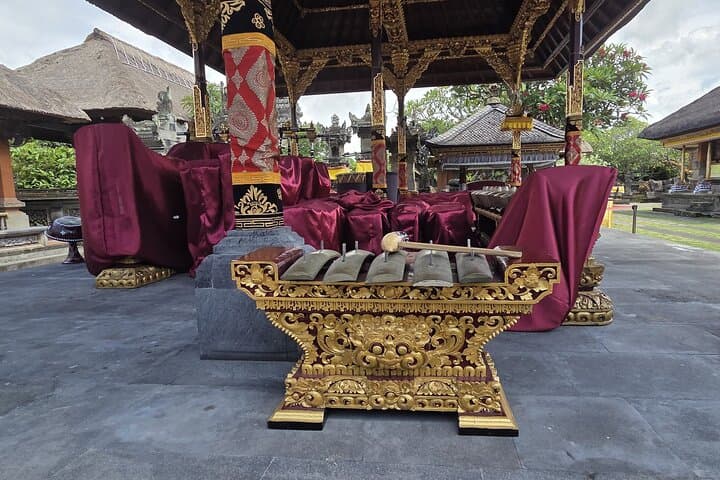 Ubud Private Tour: Temples, Tegalalang Rice Terraces & Waterfalls photo 5