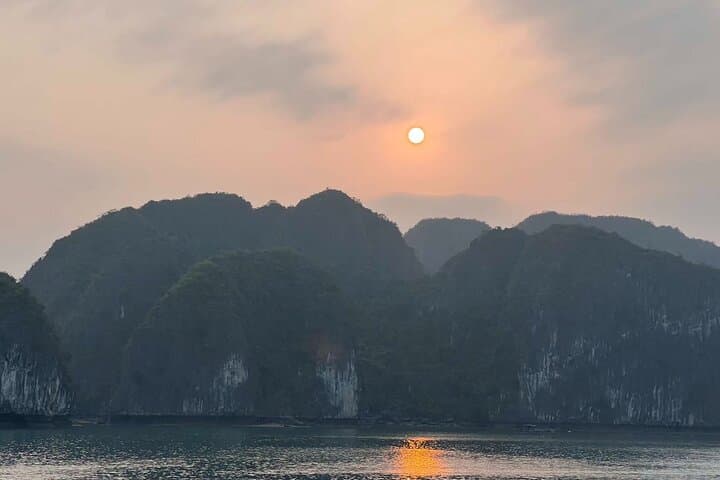 Lan Ha Bay Sunset & Bioluminescent Kayaking with Dinner from Cat Ba photo 4