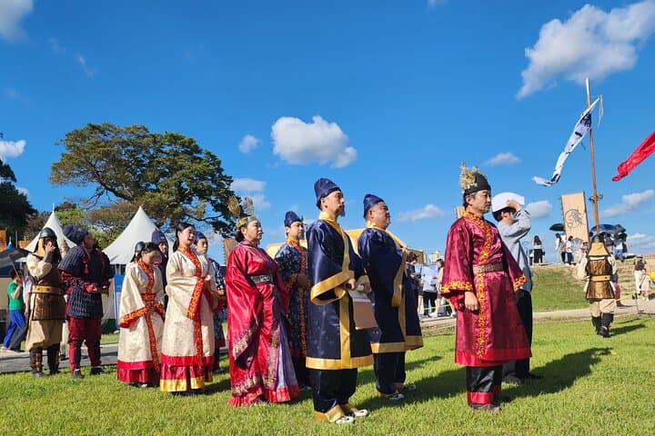 Gongju & Buyeo Baekje Kingdom Day Tour from Seoul: Ancient Tombs, Temples & Riverside Fortresses