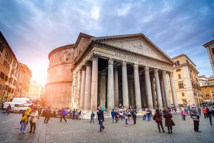 Private Rome Highlights Walking Tour — Pantheon, Trevi Fountain & Custom Photo Guide photo 1