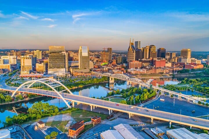Nashville Downtown Walking Tour: Honky Tonk Highway, Ryman & Music City Highlights