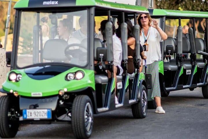 Rome Golf Cart Tour: Hidden Gems & Historic Landmarks photo 4