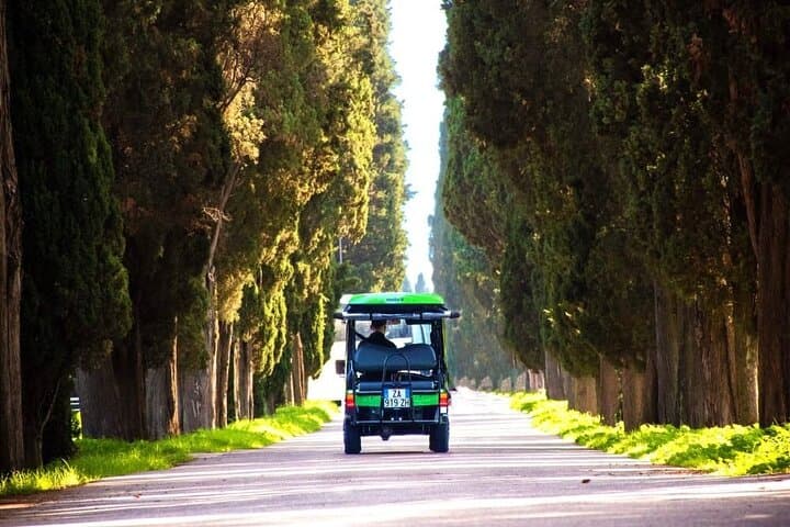 Rome Golf Cart Tour: Hidden Gems & Historic Landmarks photo 6