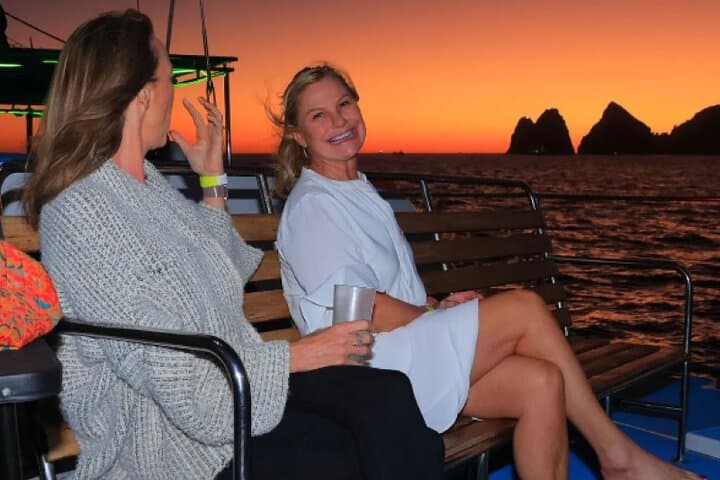 Cabo Sunset Boat Tour to El Arco with Open Bar and Dinner photo 5