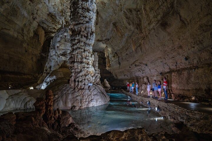 Natural Bridge Caverns Discovery Cavern Tour — 75-Minute Guided Underground Walk