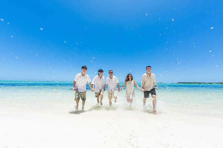 Private Beach Photoshoot in Punta Cana — 90-Min Professional Session with 120+ Edited Photos photo 4