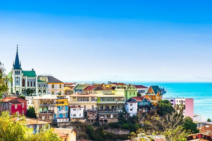 Full-Day Wine Tasting and Coastal Cities Tour: Viña del Mar, Valparaíso & Casablanca Valley photo 2