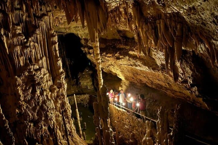 Natural Bridge Caverns Lantern Tour: Guided Underground Walk Near San Antonio