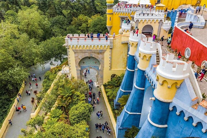 Pena Palace & Park: Skip-the-Line Tickets, Audio Guide & Shuttle Tips