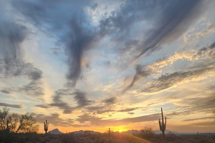 Sunset Great Western Trail Jeep Tour: Off-Road Sunset Views & Rio Verde Overlook photo 4