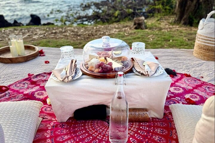 Maui Sunset Picnic at Pristine Beach with Photographer & Charcuterie photo 5