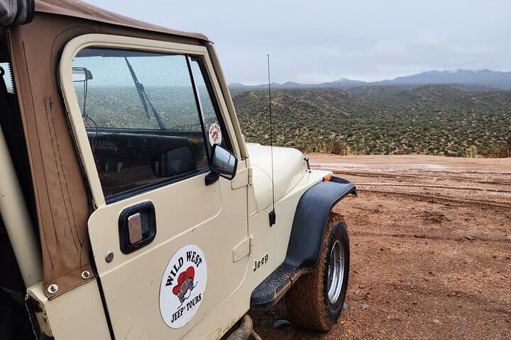 Sunset Great Western Trail Jeep Tour in Scottsdale's Sonoran Desert photo 5