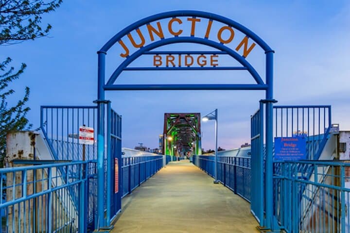 Self-Guided Civil Rights & Presidential Walking Tour — Little Rock Downtown photo 3