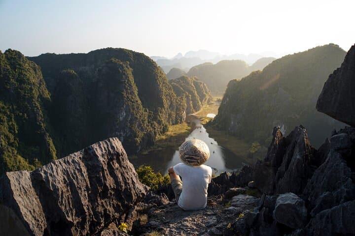 Ninh Binh Day Trip: Hoa Lu, Trang An Sampan Ride & Mua Cave Viewpoint photo 3