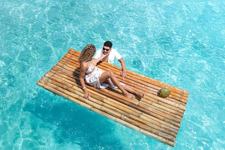 Aruba Bamboo Raft Photoshoot: Drone Video, Free Cocktails & 40+ Edits photo 6