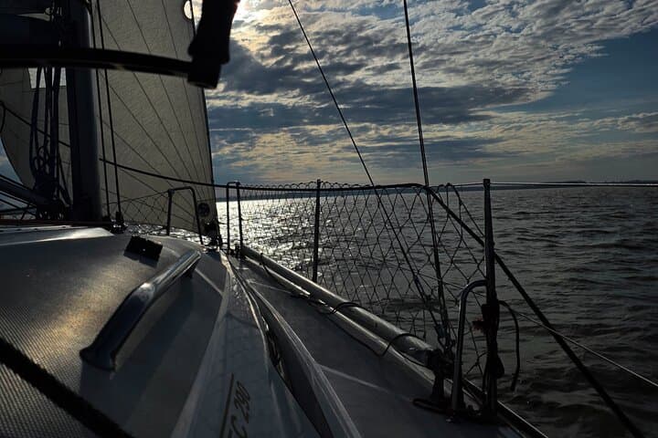 Tigre Delta Sunset Cruise: Buenos Aires River Tour with Local Mate and Guide