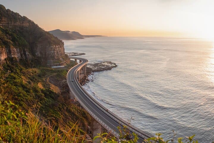 Coastal Drive to Kiama: Sea Cliff Bridge, Bald Hill & Farmlands Day Trip from Sydney