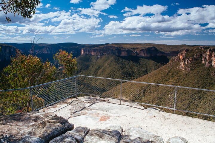 Blue Mountains Private Day Trip from Sydney: Three Sisters, Waterfalls & Lookouts photo 5