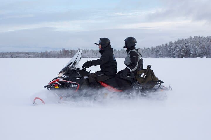 Off-the-Beaten-Path Snowmobile Safari Near Rovaniemi photo 3