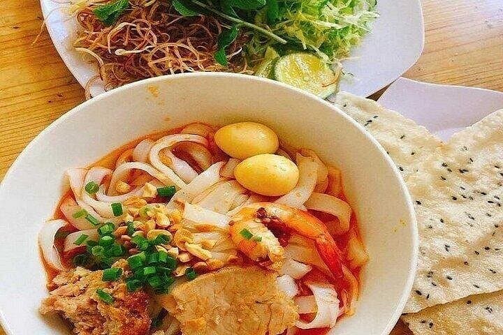 Da Nang Hidden Food Walking Tour: Private Walking Culinary Experience & Cultural Sights photo 2