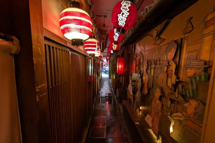 Namba Night Walk: Osaka Street Food, Neon & Local Nightlife photo 3