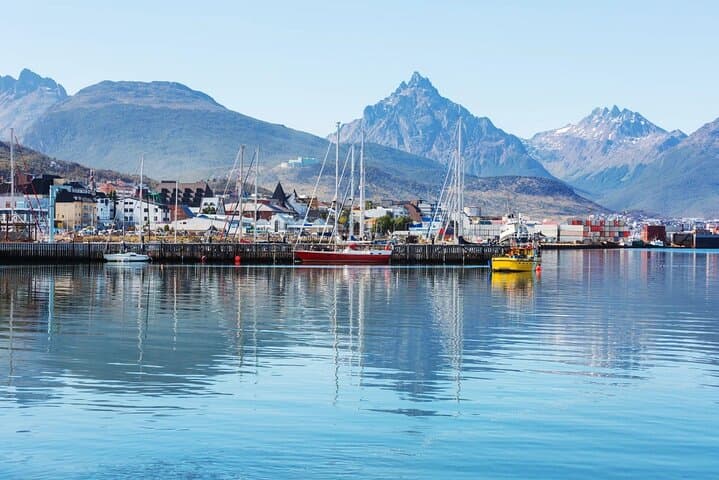 Ushuaia Walking Tour: Discover the Last City Before Antarctica photo 3