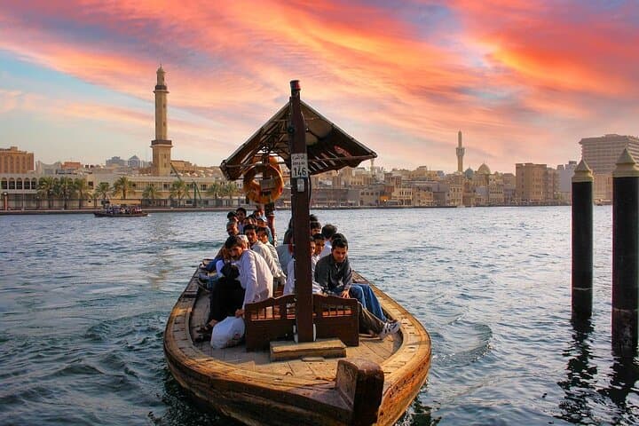 Dubai Private Tour: Creek, Souks, Dubai Frame & Burj Khalifa Entry