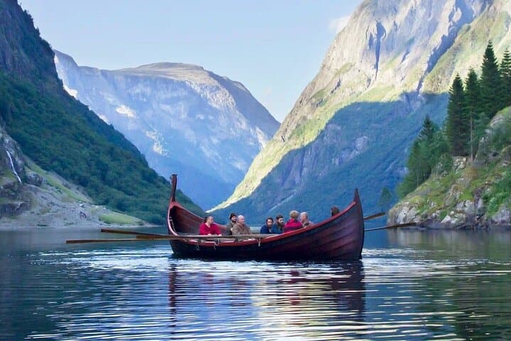 Viking Village & Nærøyfjord Day Trip from Bergen — Gudvangen, Flåm & Stalheim
