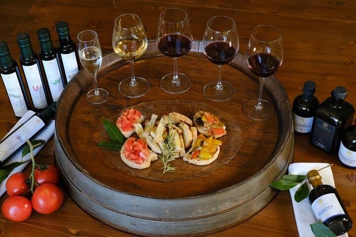 Rome to Florence Private Transfer with San Gimignano Wine & Olive Oil Tasting photo 2