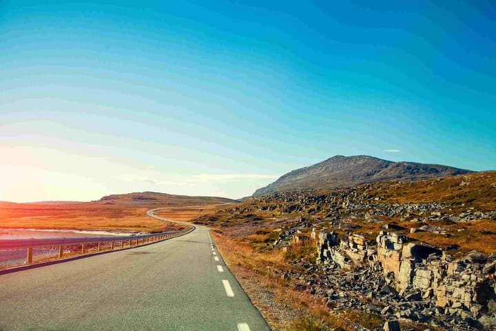 Coast to Cape: North Cape Guided Tour from Honningsvåg — Arctic Coastal Culture & Views photo 6
