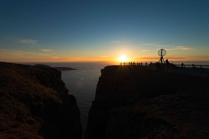 Coast to Cape: North Cape Guided Tour from Honningsvåg — Arctic Coastal Culture & Views photo 2