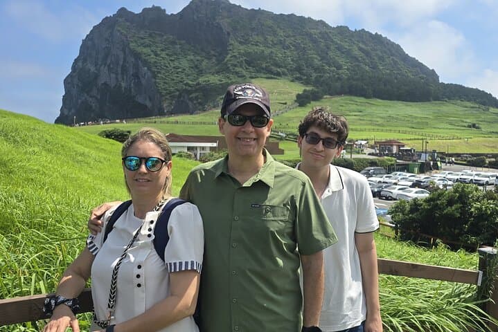 Custom Jeju Island Private Mini-Bus Charter — Flexible 5–9 Hour Island Tours photo 5