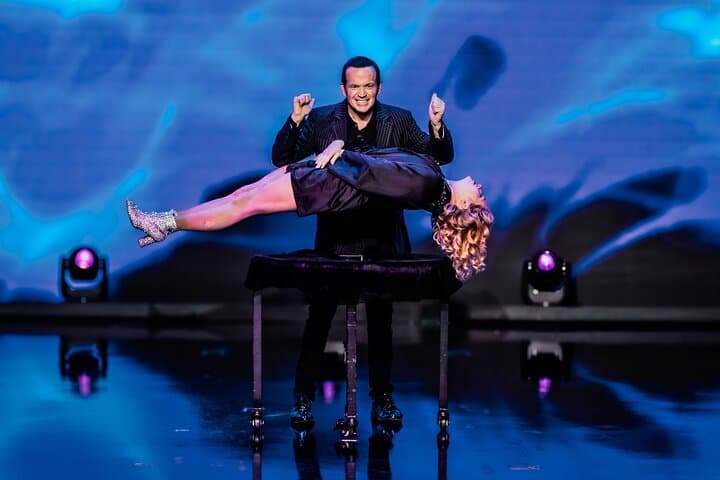 Nathan Burton Comedy Magic Show — 70-Minute Illusions on the Las Vegas Strip photo 3