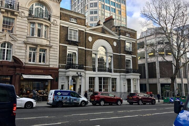 St James Audio Walking Tour — Risqué Royals and Secret St James's Gems photo 2