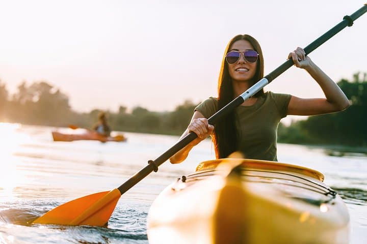 Guided Kayak Through Al Reem Mangroves: 2-Hour Eco Tour in Abu Dhabi photo 3