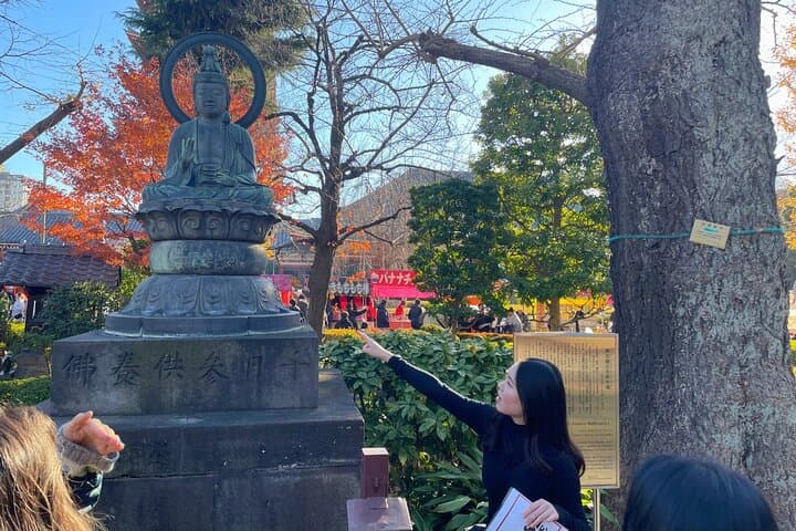 Asakusa Temples & Shrines Walking Tour: Senso-ji, Nakamise and Local Rituals photo 4