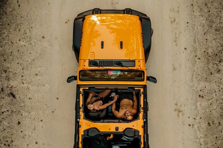 Top-Down Freedom: Jeep Wrangler Convertible Rental in Miami