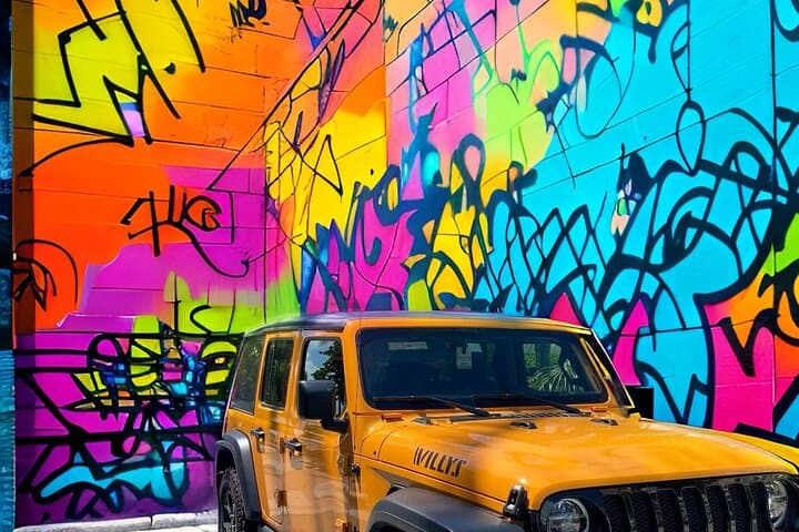 Top-Down Freedom: Jeep Wrangler Convertible Rental in Miami photo 5