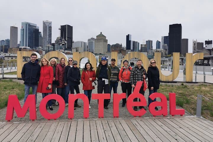 Private Montreal Highlights Walking Tour: 2–3 Hour Custom City Walk