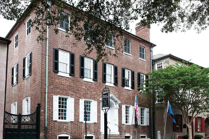 Inside Charleston: A 90-Minute Walking Tour of Revolution, Rumors & Riverfront Views photo 2