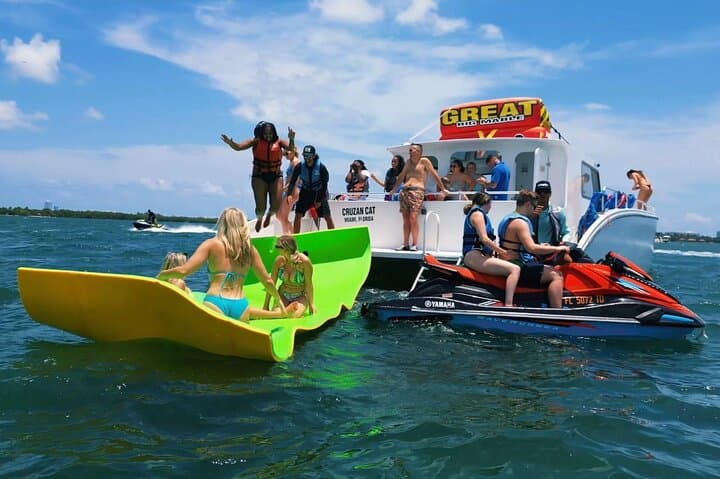 Miami Catamaran Party: 3-Hour Ultimate Watersports Excursion in Biscayne Bay photo 2