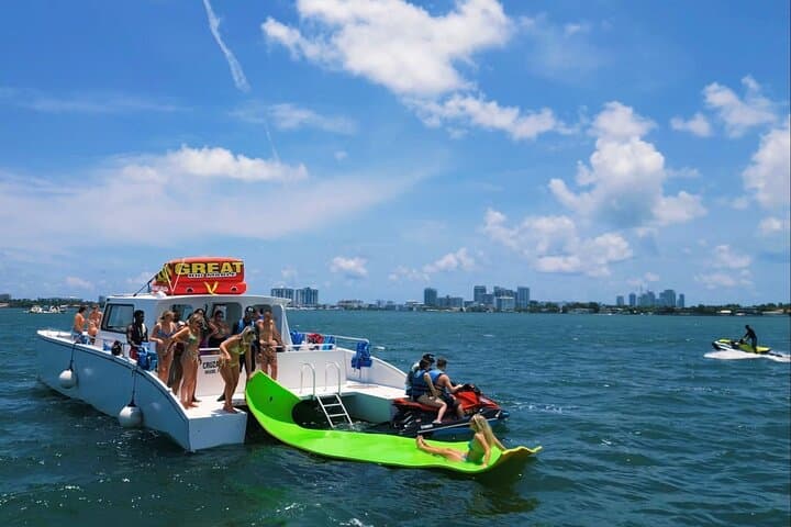 Miami Catamaran Party: 3-Hour Ultimate Watersports Excursion in Biscayne Bay photo 5