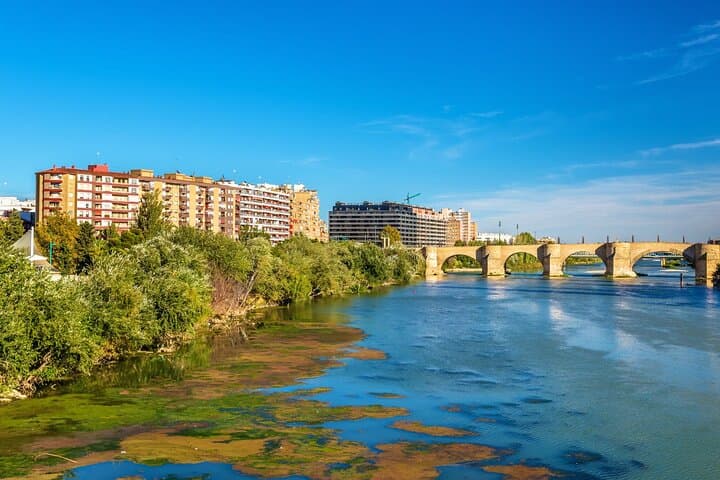 Zaragoza Scavenger Hunt: Self-Guided Highlights Walking Tour photo 4