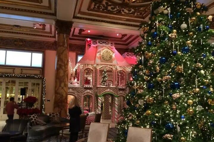 San Francisco Holiday Lights Tour: Cider, Cookies & Iconic Sights photo 6